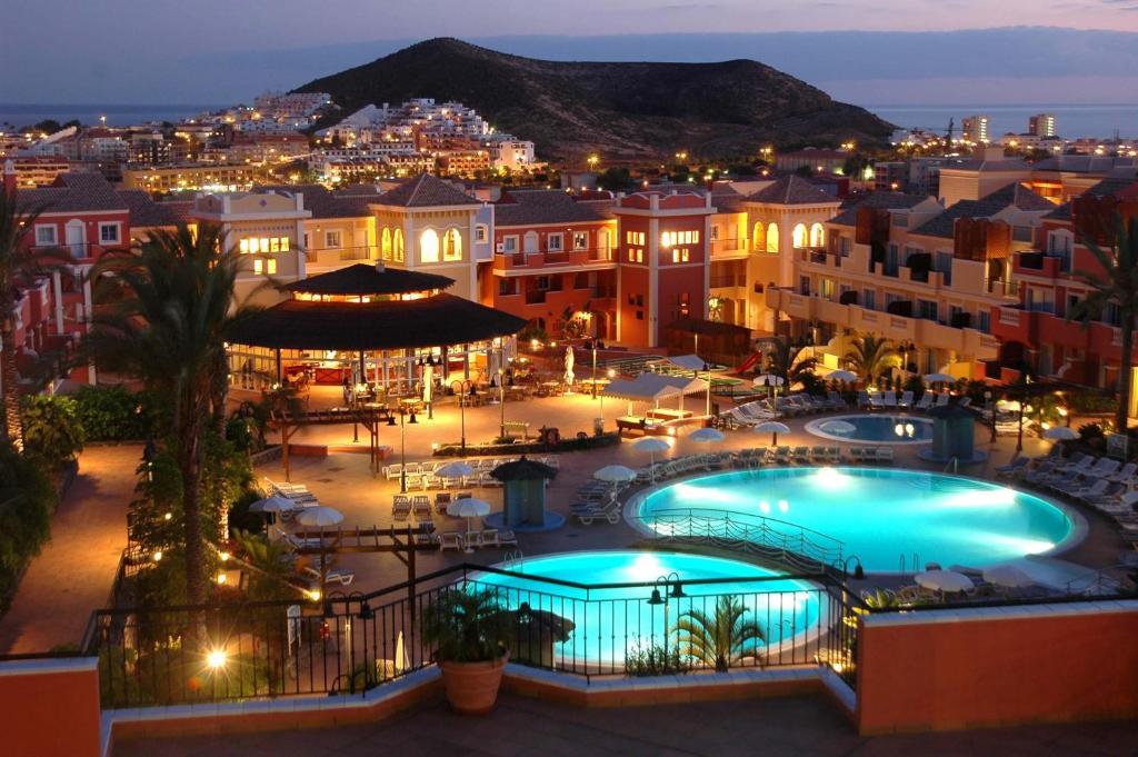 Apartamentos Granada Park Playa de las Americas  Eksteriør bilde