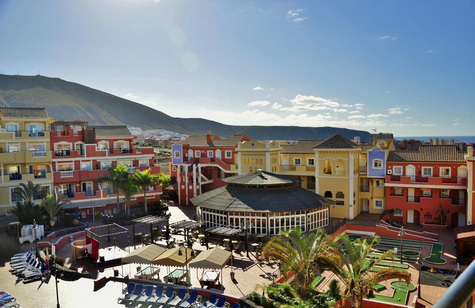 Apartamentos Granada Park Playa de las Americas  Eksteriør bilde